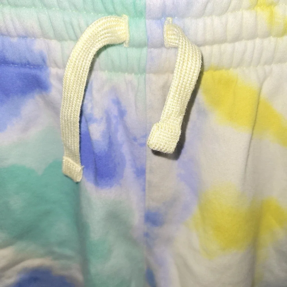 Nike‎ Big Boys Fleece Tie Dye Shorts Blue Yellow Green XL Swoosh Logo Drawstring